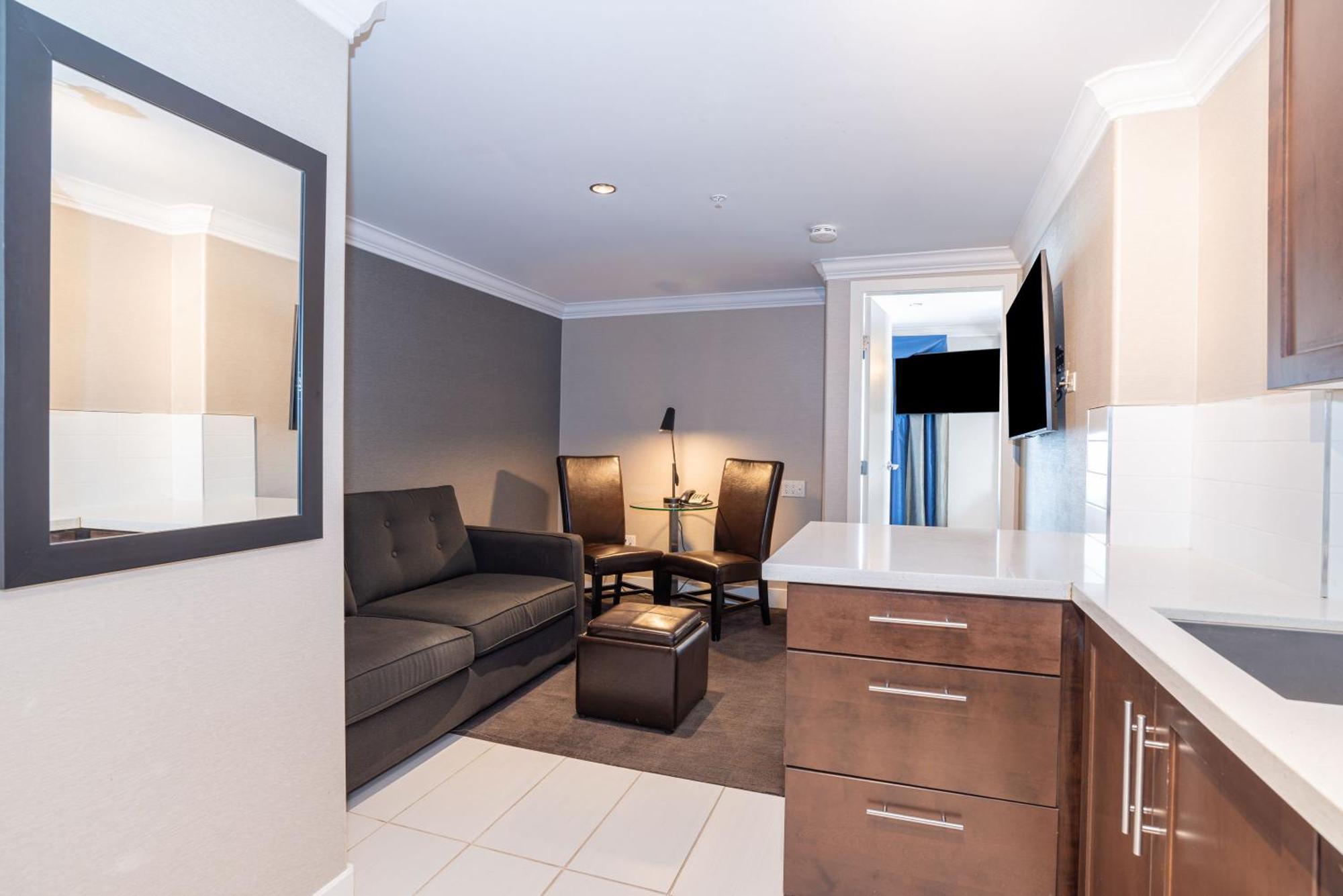 Sandman Signature Edmonton South Hotel Dış mekan fotoğraf