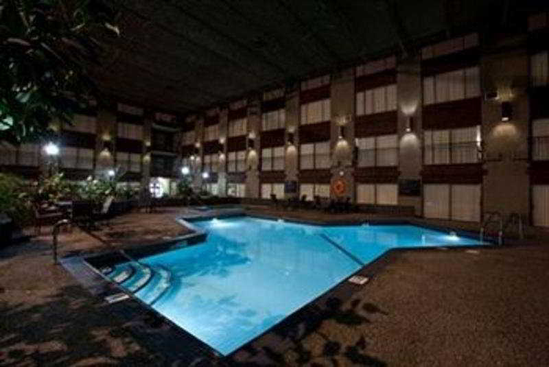 Sandman Signature Edmonton South Hotel Dış mekan fotoğraf