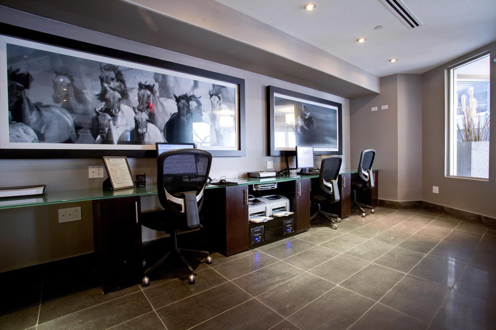 Sandman Signature Edmonton South Hotel Dış mekan fotoğraf